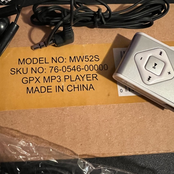 Brand new mini MP3 Player silver - Picture 7 of 10